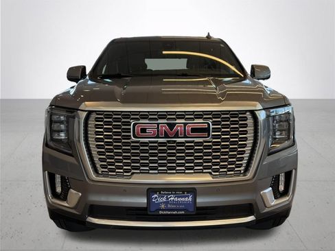 Used 2022 GMC Yukon Denali AWD/4WD image 3