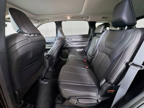 Certified 2026 INFINITI QX60 Luxe w/ Cargo Package image 31