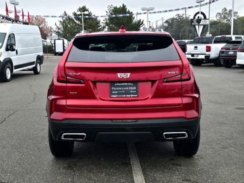Used 2024 Cadillac XT4 Premium Luxury image 5