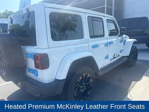 Used 2023 Jeep Wrangler Unlimited Sahara w/ Cold Weather Group AWD/4WD image 4