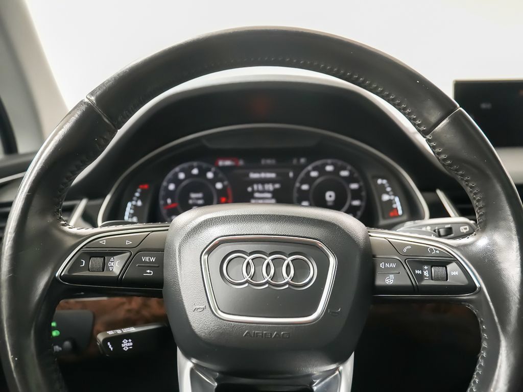 Used 2017 Audi Q7 3.0T Premium Plus w/ Premium Plus Package AWD/4WD image 27
