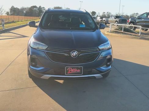 Used 2020 Buick Encore GX Essence w/ Experience Buick Package image 4