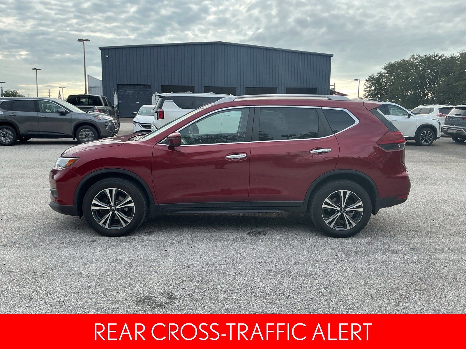 Certified 2019 Nissan Rogue SV w/ Premium Package AWD/4WD image 5