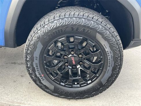 New 2026 GMC Canyon Elevation image 33