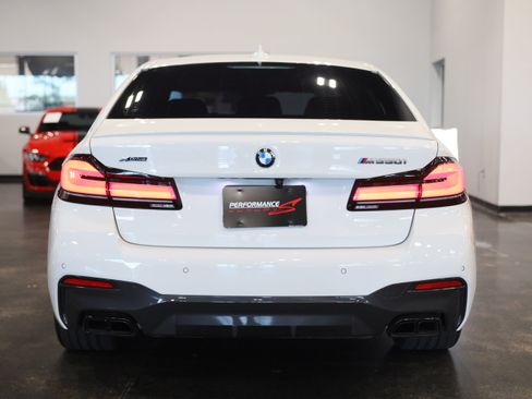 Used 2022 BMW M550i xDrive w/ Premium Package AWD/4WD image 5