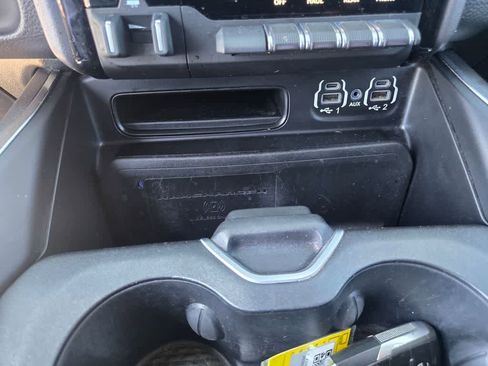 Used 2020 RAM 1500 Laramie AWD/4WD image 16