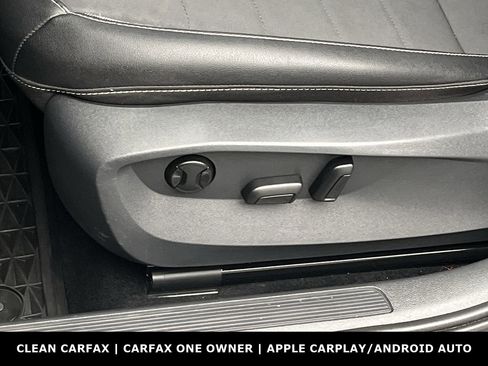 Used 2022 Volkswagen Taos SE image 10