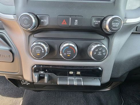 Used 2024 RAM 2500 Big Horn image 20