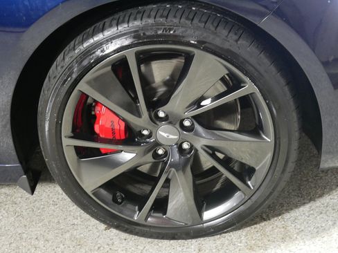Used 2023 Genesis G70 2.0T w/ Sport Prestige Package AWD/4WD image 15