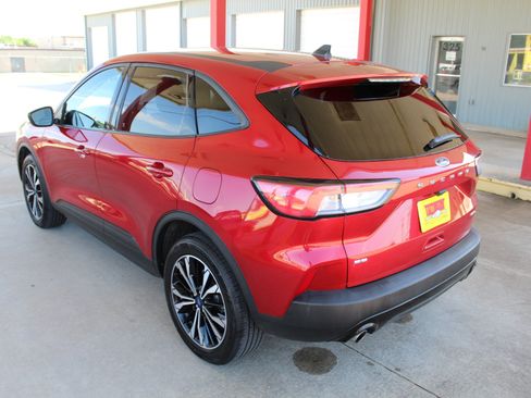 Used 2022 Ford Escape SE w/ SE Sport Appearance Package AWD/4WD image 44