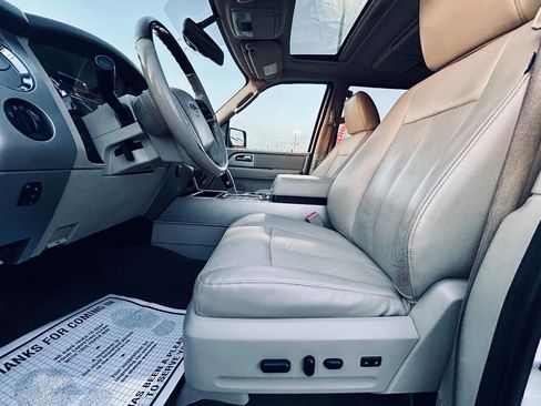 Used 2009 Ford Expedition Limited image 18