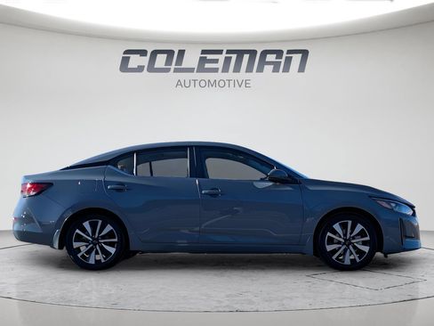 Certified 2025 Nissan Sentra SV w/ SV Premium Package FWD image 4