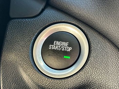 Used 2024 Chevrolet Equinox LT image 35