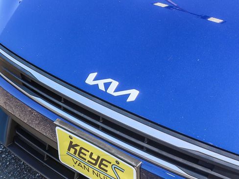 Used 2025 Kia K4 FWD image 14