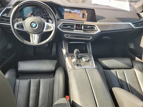 Used 2022 BMW X5 xDrive40i w/ M Sport Package image 16