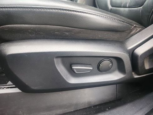 Used 2019 Ford Ranger Lariat w/ Equipment Group 501A Mid image 15