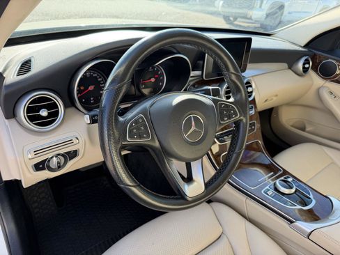 Used 2018 Mercedes-Benz C 300 Sedan image 29