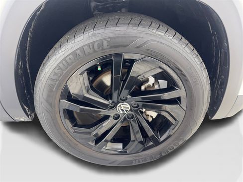 Used 2023 Volkswagen Atlas SE w/ Panoramic Sunroof Package image 82