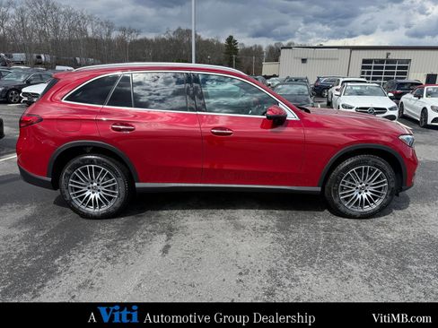 New 2026 Mercedes-Benz GLC 300 4MATIC image 9