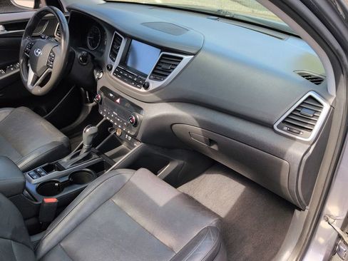 Used 2017 Hyundai Tucson Limited w/ Limited Ultimate Package 03 image 25