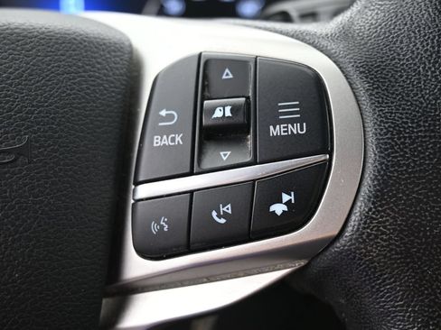 Used 2020 Ford Explorer XLT w/ Equipment Group 202A AWD/4WD image 24
