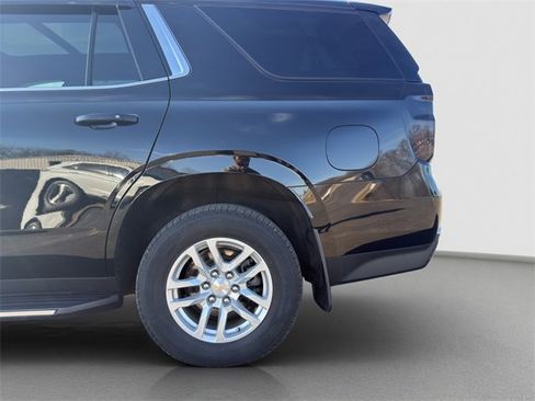 Used 2021 Chevrolet Tahoe LT image 22
