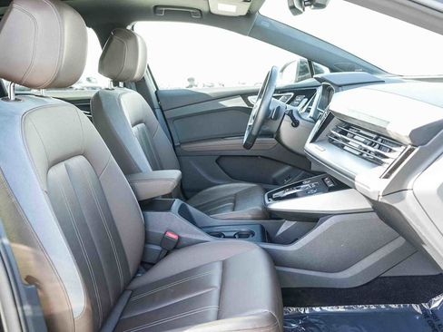 Used 2023 Audi Q4 e-tron Premium Plus w/ Premium Plus image 24