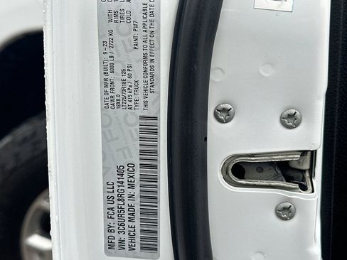 Used 2024 RAM 2500 Laramie image 33