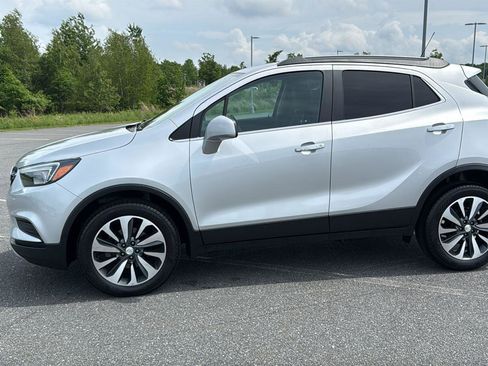 Used 2022 Buick Encore Preferred w/ Safety Package AWD/4WD image 12