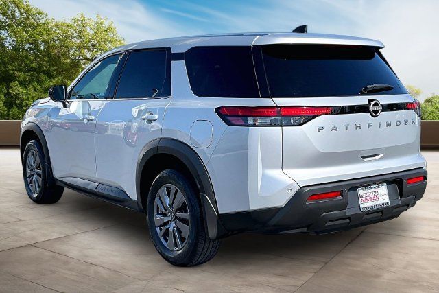 Certified 2023 Nissan Pathfinder S FWD image 4