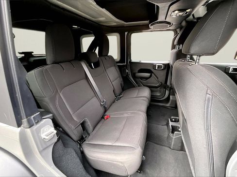 Certified 2022 Jeep Wrangler Unlimited Sport image 23