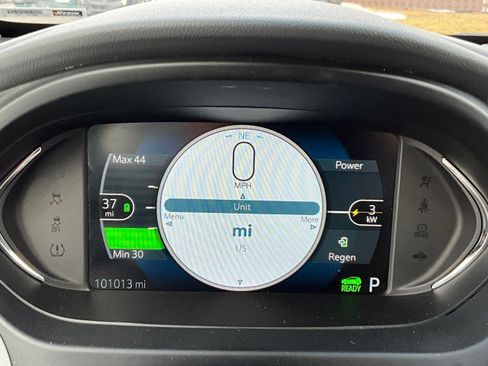 Used 2020 Chevrolet Bolt LT image 14