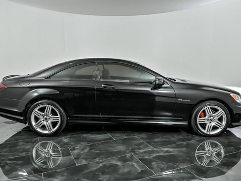 Used 2013 Mercedes-Benz CL 550 4MATIC image 10
