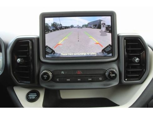 Certified 2024 Ford Bronco Sport Heritage w/ Heritage Convenience Package AWD/4WD image 27