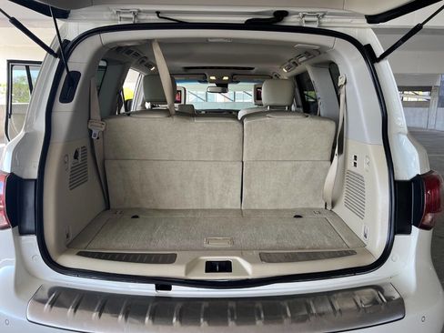 Used 2016 INFINITI QX80 4WD w/ Deluxe Technology Package image 27