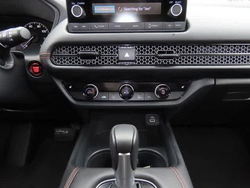 Certified 2025 Honda HR-V Sport image 21