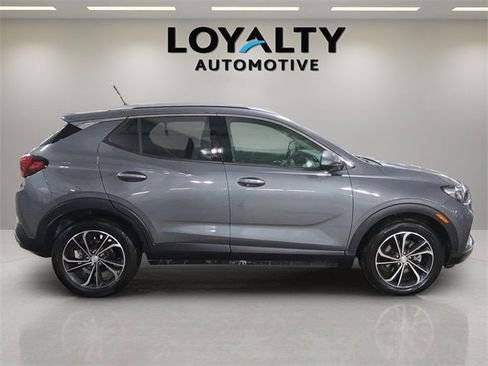 Used 2021 Buick Encore GX Essence w/ Advanced Technology Package image 6