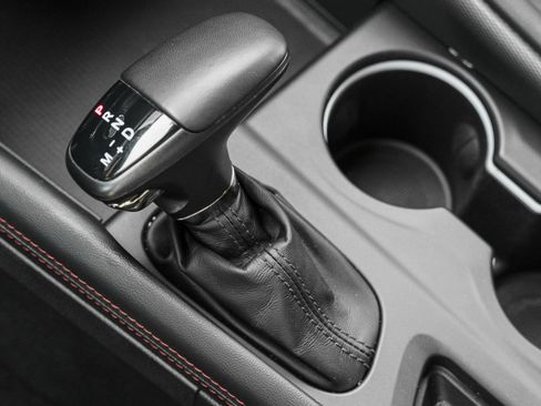 Used 2024 Dodge Durango GT image 11