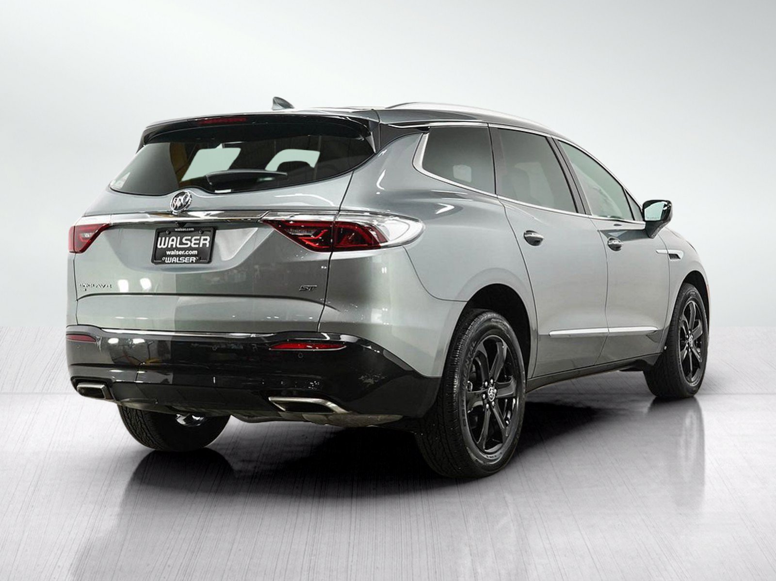 Used 2023 Buick Enclave Essence w/ Sport Touring Edition AWD/4WD image 5
