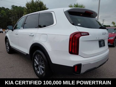Certified 2024 Kia Telluride LX FWD image 7