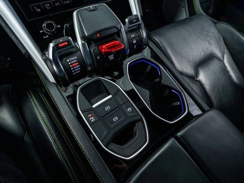 Used 2019 Lamborghini Urus image 54