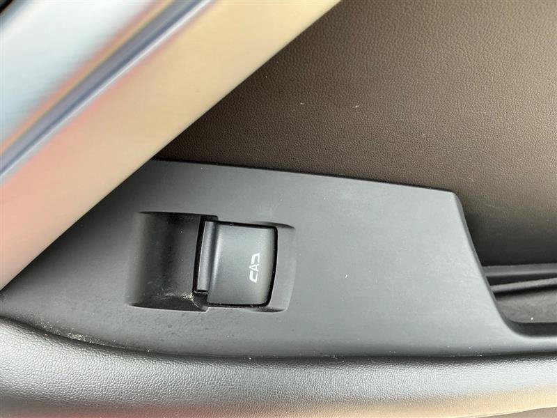 Used 2020 Chevrolet Camaro SS RWD image 38