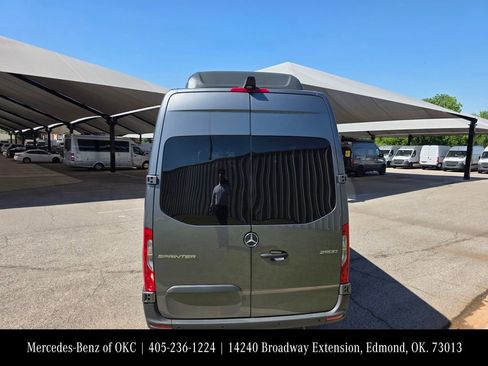Used 2026 Mercedes-Benz Sprinter 2500 image 4