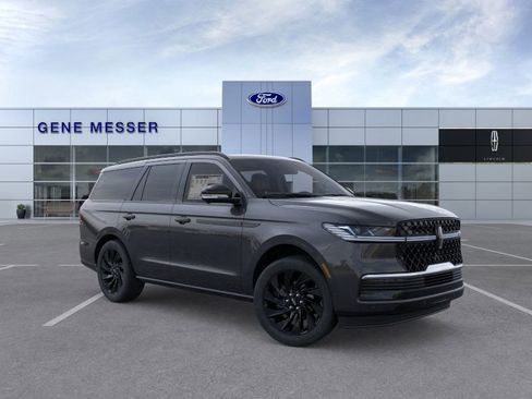 New 2025 Lincoln Navigator Reserve w/ Jet Appearance Package image 29