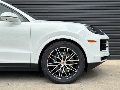 Certified 2026 Porsche Cayenne Coupe AWD/4WD image 11