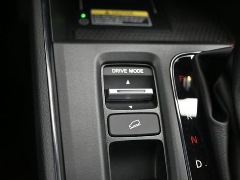 Used 2025 Honda CR-V Sport-L image 18