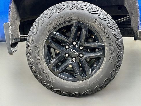 Used 2023 Chevrolet Silverado 1500 Custom Trail Boss image 27