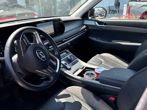 Used 2023 Hyundai Palisade SEL FWD image 11