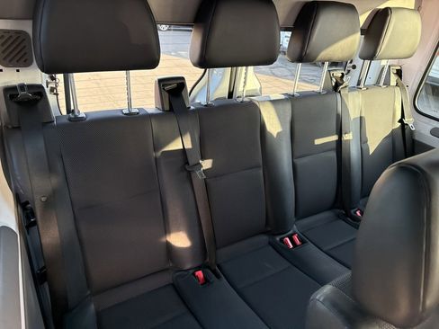 Used 2017 Mercedes-Benz Sprinter 144 Cargo image 18