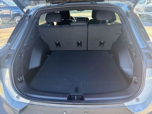 New 2026 Chevrolet Equinox EV LT w/ Comfort Package FWD image 39